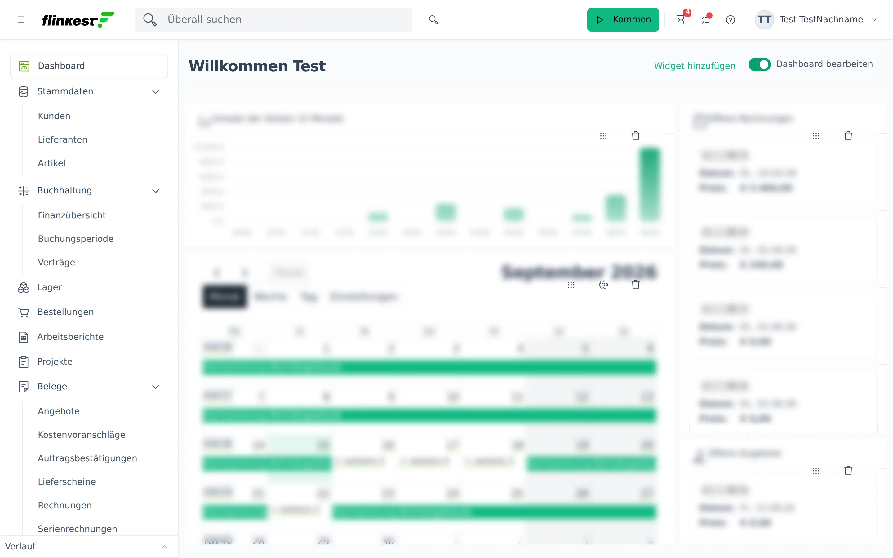 Dashboard im Bearbeiten-Modus: Verschiebe-Griff, Zahnrad und Löschen-Symbol auf jeder Kachel